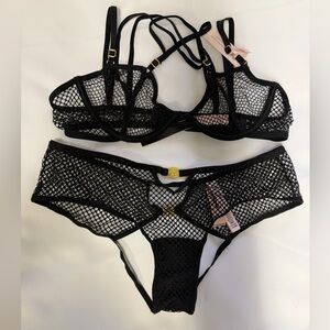 VICTORIA'S SECRET Low Cut Demi BRA Cheeky Panty Set Black Fishnet Open Cup NWT S